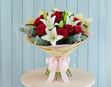 Букет цветов из:  Лилии и Розы #REPLACE_PRED# Гай-Кодзор