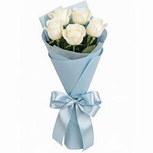 Букет 5 Белых роз Проуд в Гай-Кодзор