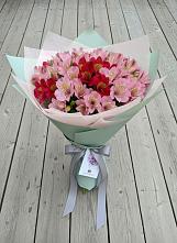 Букет цветов из:  Альстромерии #REPLACE_PRED# Гай-Кодзор