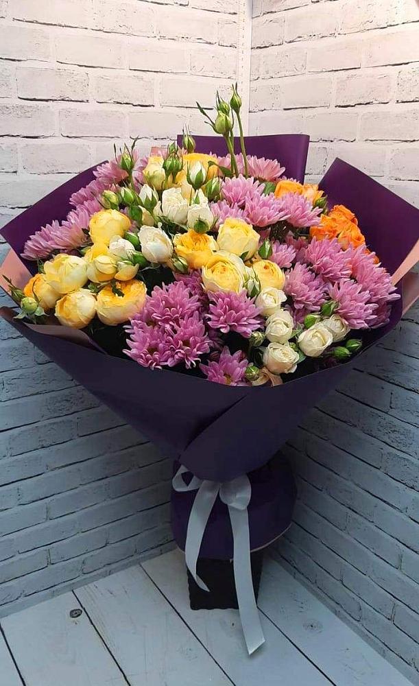 Букет цветов из: Хризантемы и Розы в Гай-Кодзор
