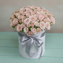 Цветочная композиция из Розы в шляпной коробке в Гай-Кодзор