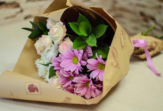 Букет цветов из: Розы и Хризантемы в Гай-Кодзор