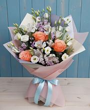 Букет цветов из:  Лизиантусы, Розы, Альстромерии и Гипсофила #REPLACE_PRED# Гай-Кодзор