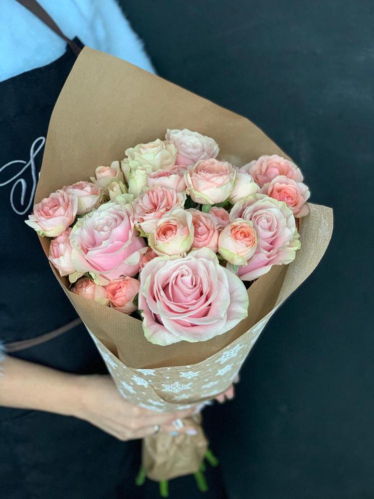 Букет цветов из: Хризантемы и Розы в Гай-Кодзор