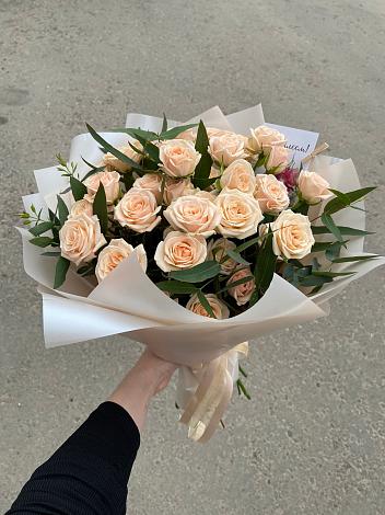 Букет Кремовые розы Латте в Гай-Кодзор