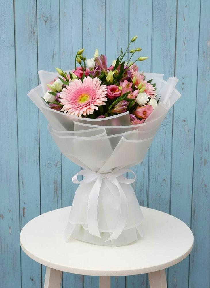 Букет цветов из: Герберы, Альстромерии и Лизиантусы в Гай-Кодзор