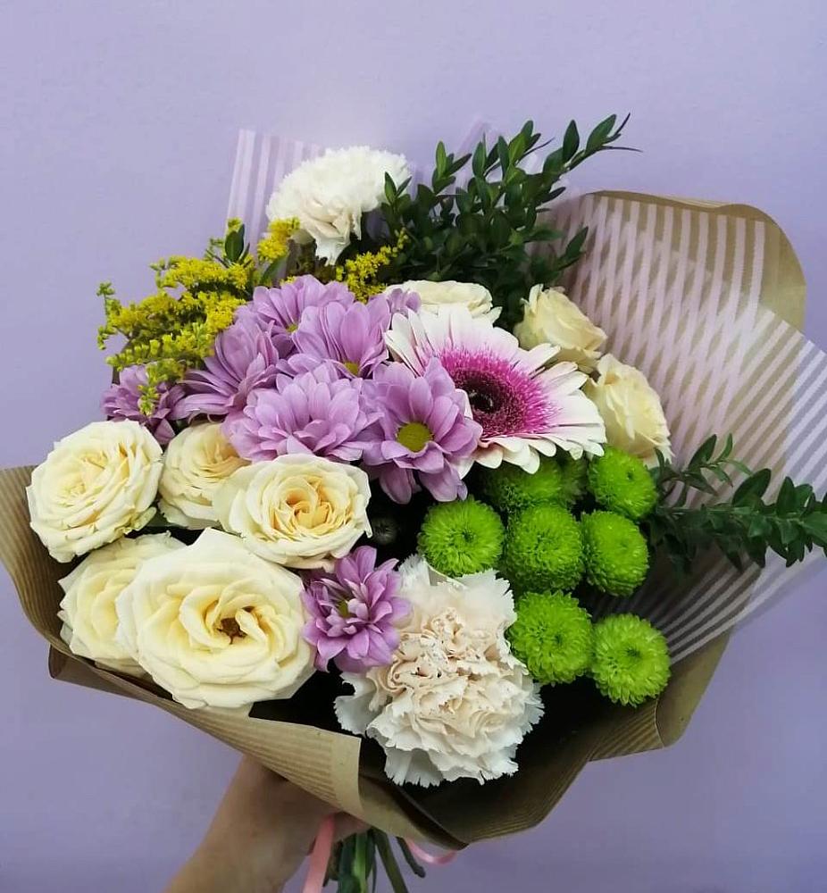 Букет цветов из: Хризантемы, Розы, Гвоздики и Герберы в Гай-Кодзор