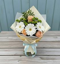 Букет цветов из:  Герберы, Розы и Хризантемы в Гай-Кодзор