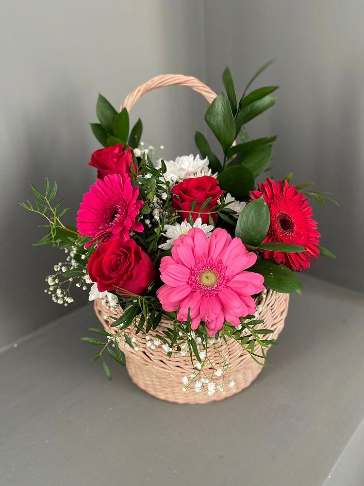 Цветочная композиция из Розы, Хризантемы и Герберы в корзине в Гай-Кодзор