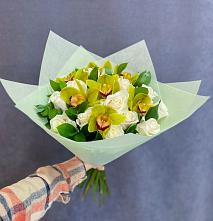 Букет цветов из:  Орхидеи и Розы в Гай-Кодзор
